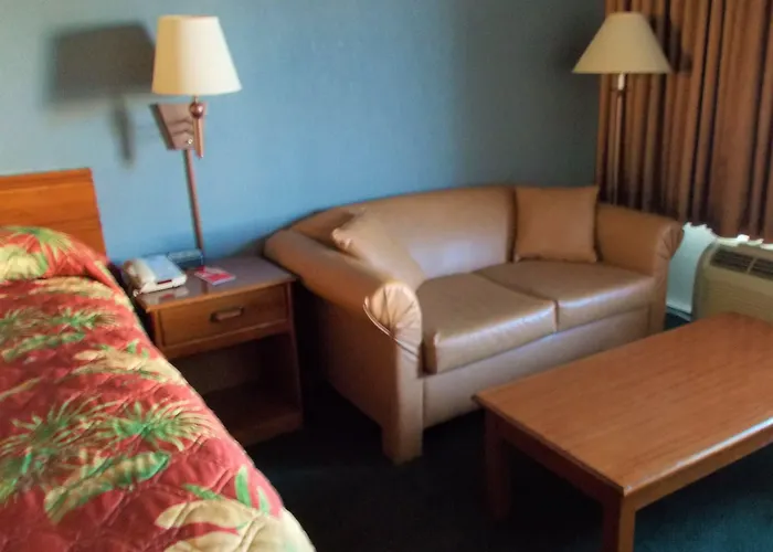 Motel: Econo-Lodge Of Conway